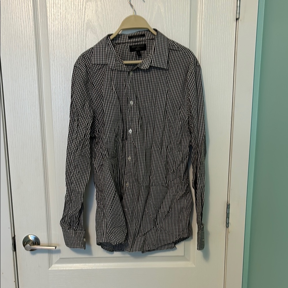 Banana Republic Black White and Maroon Checkered Men's Shirt- EUC